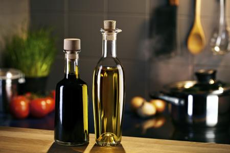 What can be substituted for red wine vinegar?
