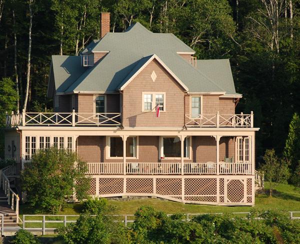 Victorian Summer Cottage Maine