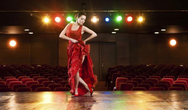 flamenco dance in theatrical presentations