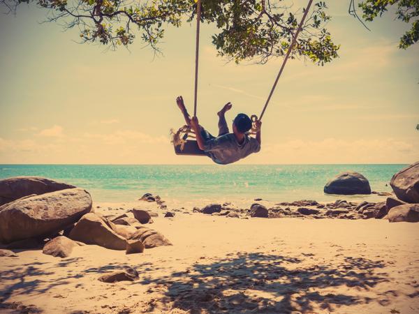 beachside-swinging