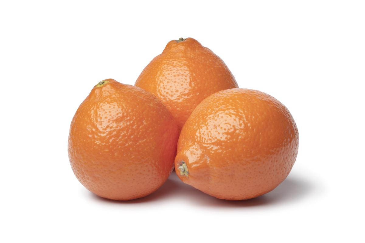 Difference Between the Amazingly Similar Tangelos and Tangerines