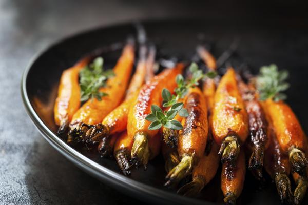 Garlic-roasted Carrots
