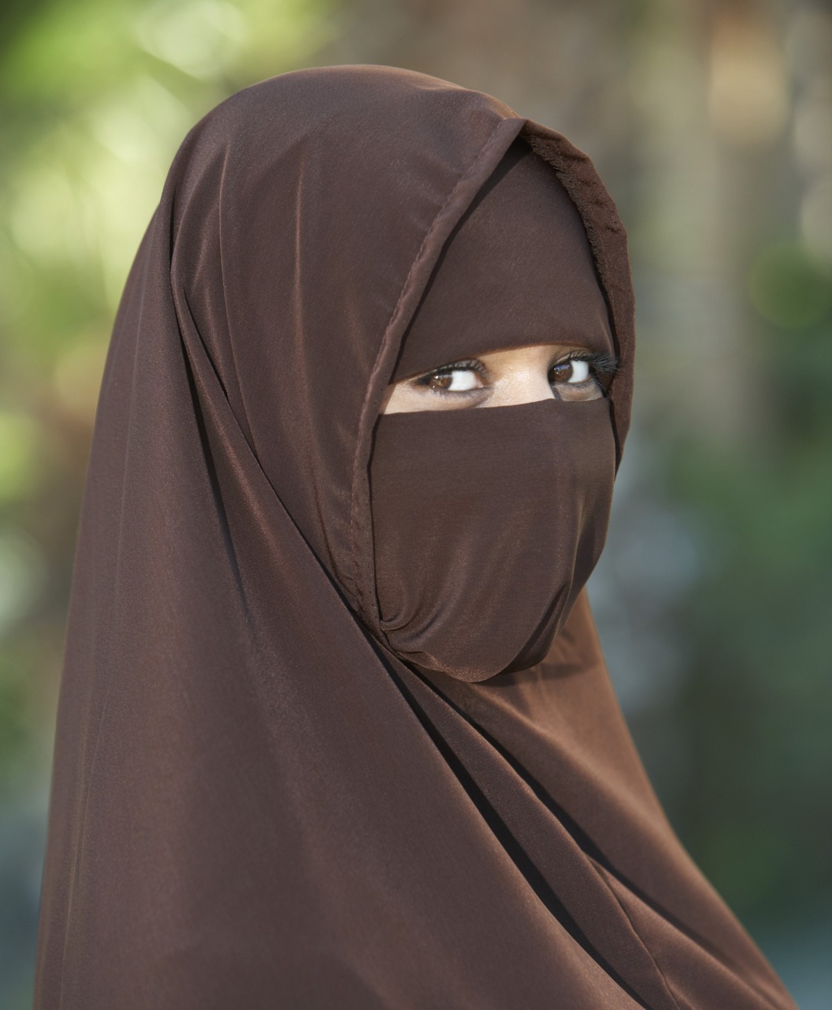 14 Different Types of Head  Coverings Worn by Muslim  Women 