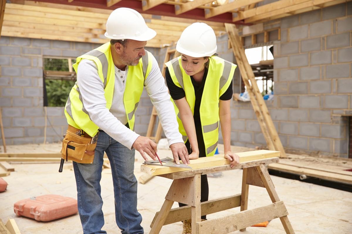 Know How to Become a Skilled Carpenter With These Easy-to ...
