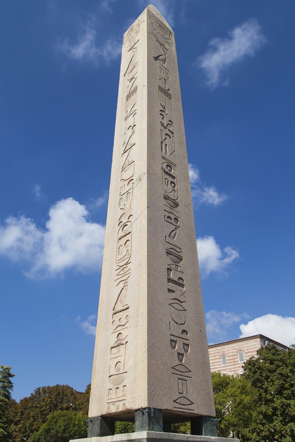 Erecting an Obelisk: A Monument of Egyptian Grandeur