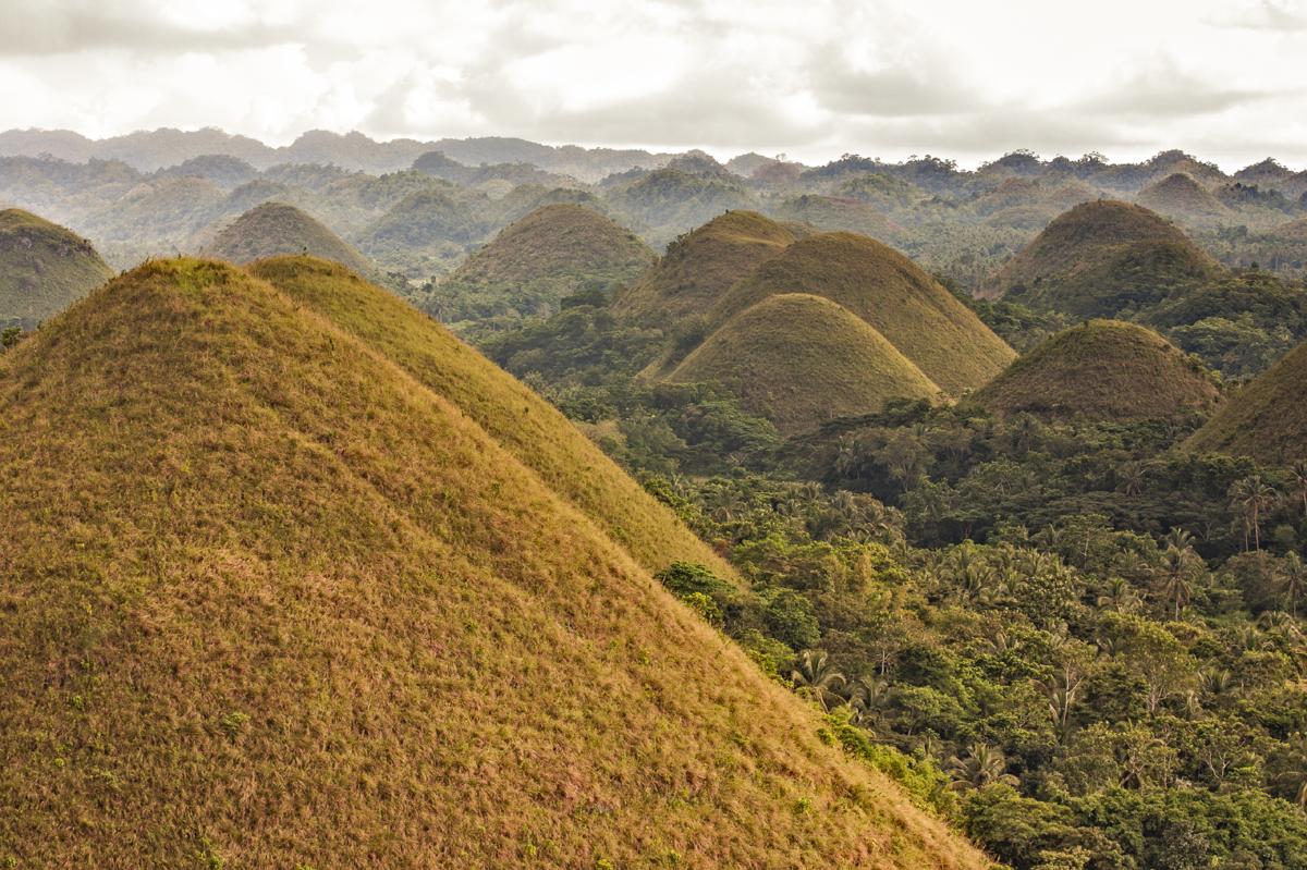 The Magnificent Chocolate Hills of Bohol in the Philippines - Unusual Places