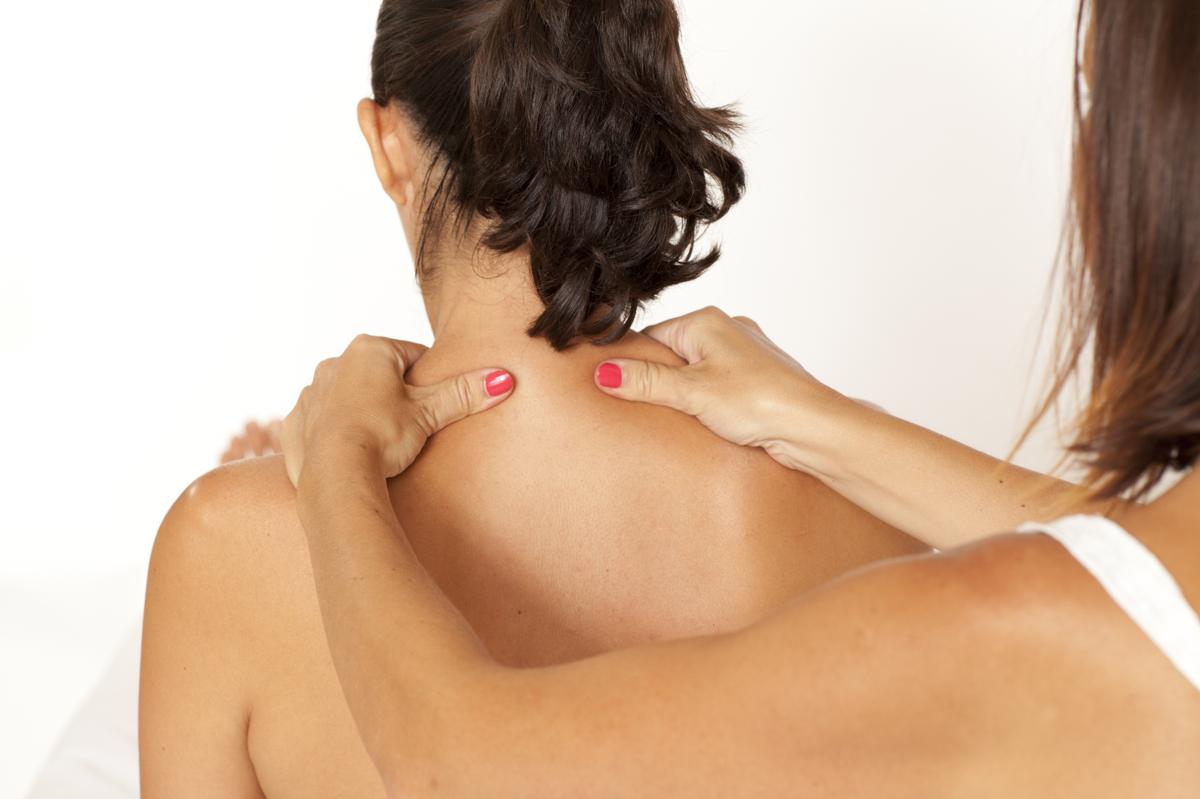 6 Back Massage Pressure Points For Relaxation And Stress