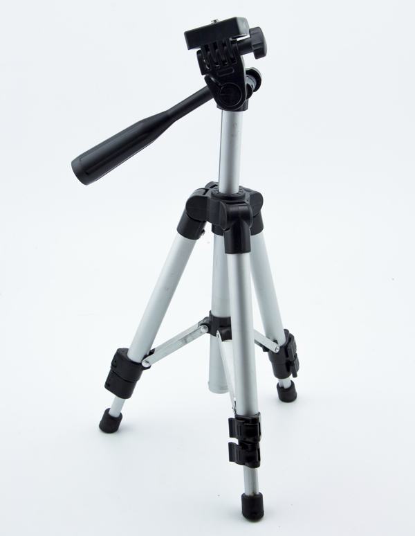 Tripod camera stand